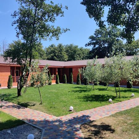 Liman Park Eco Hotel Stara Zbur'yivka Exteriér fotografie